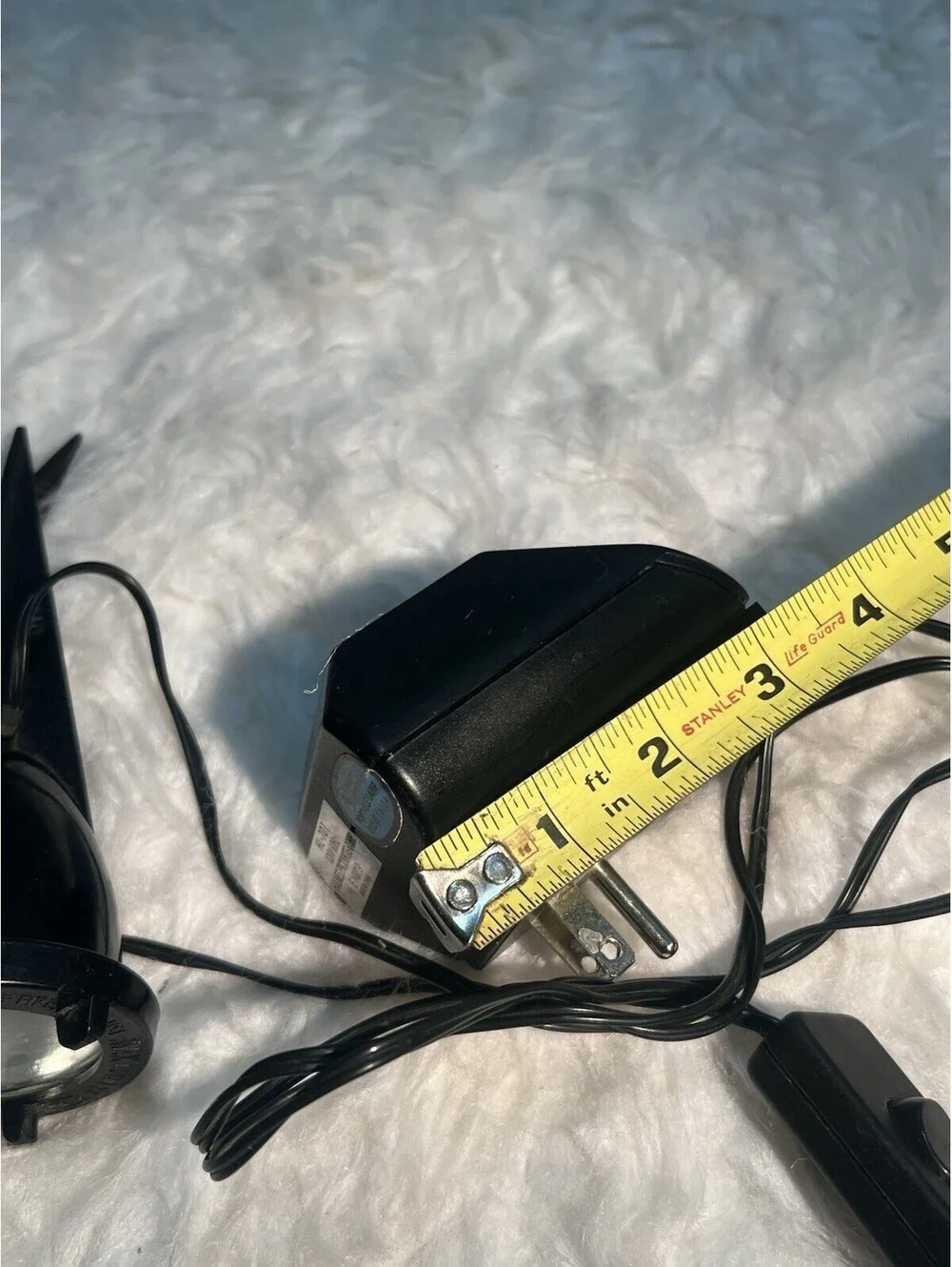 2 Portable Black Lamp: 120V 60Hz HOLMES PRODUCTS CORP.